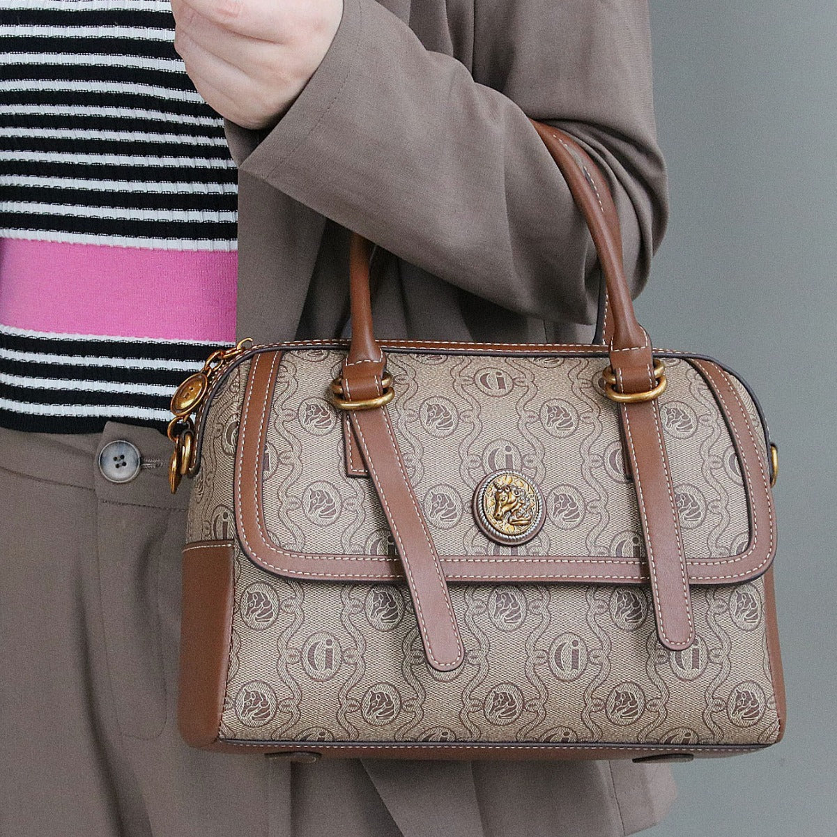 New Large Capacity Pillow Bag Fashion Unicorn Shoulder Commuter All-match Handbag Retro PVC Stitching Crossbody Bag