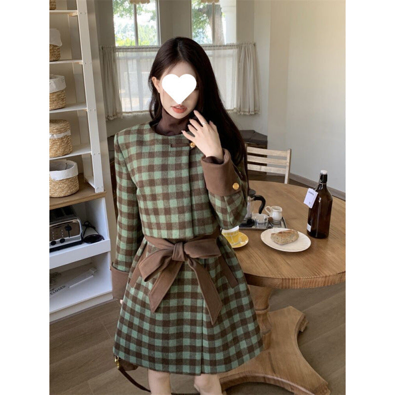 2024 Plaid Autumn and Winter Chanel New Thick Coat dress Two-piece Wool Fashionable Elegant Slim suit