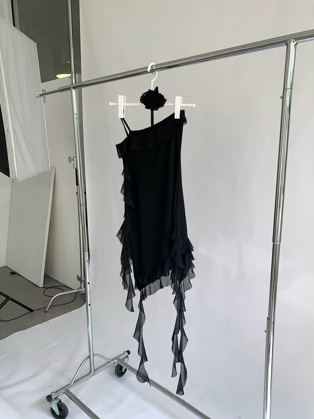 Dorothy South Korea Pure Desire Spice Girl Rose Irregular Mesh Stitching Sling dress Hip Skirt Women