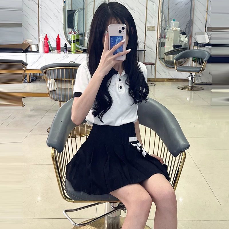 High-Waisted Striped Pleated Mini Skirt