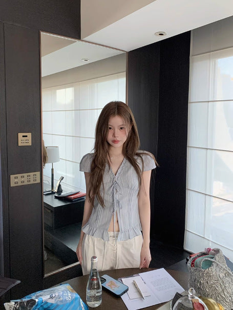 V-Neck Ruffled Lace-Up Short-Sleeve Blue Shirt for Women, New Summer Style, Very Pretty Blouse