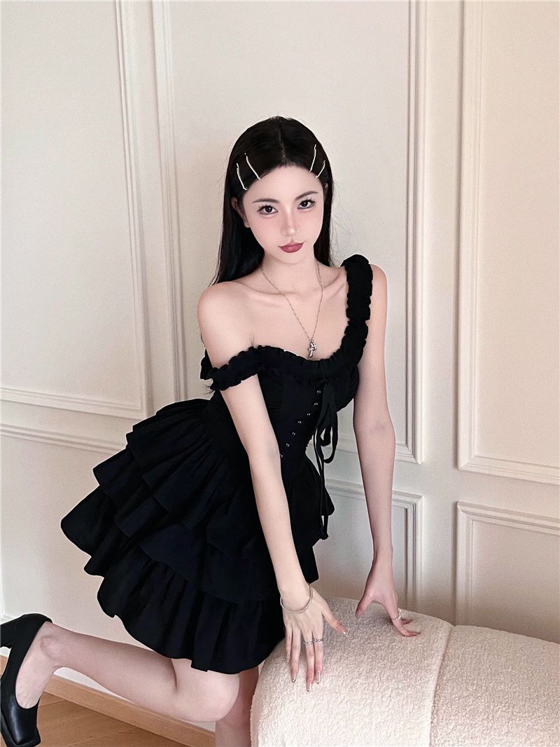 French Sweet and Spicy Black Dress, Chic and Beautiful Summer Dress with Discreet Design, Princess Suspender Puffy Skirt