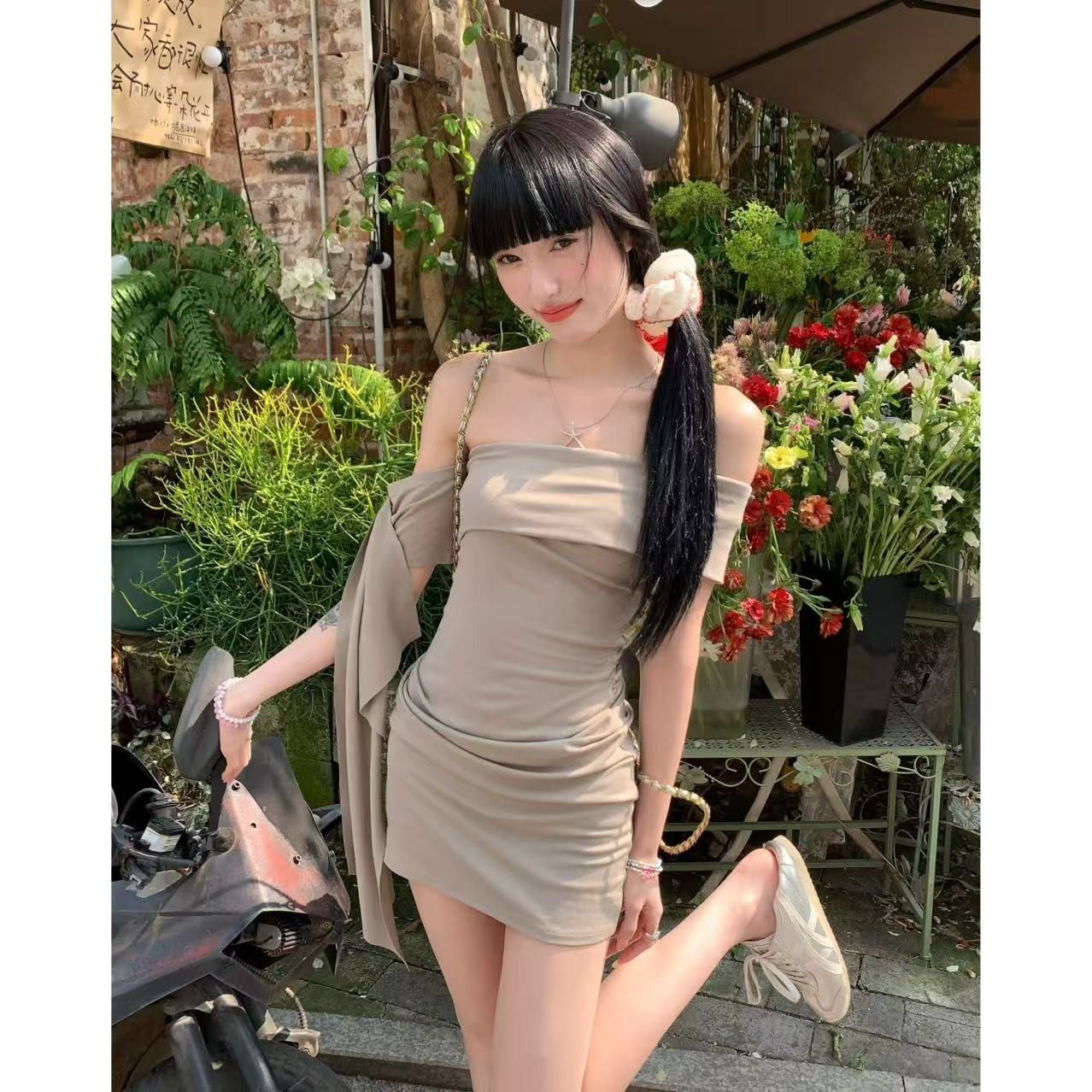 Black Off-Shoulder Ribbon Bodycon Mini Dress
