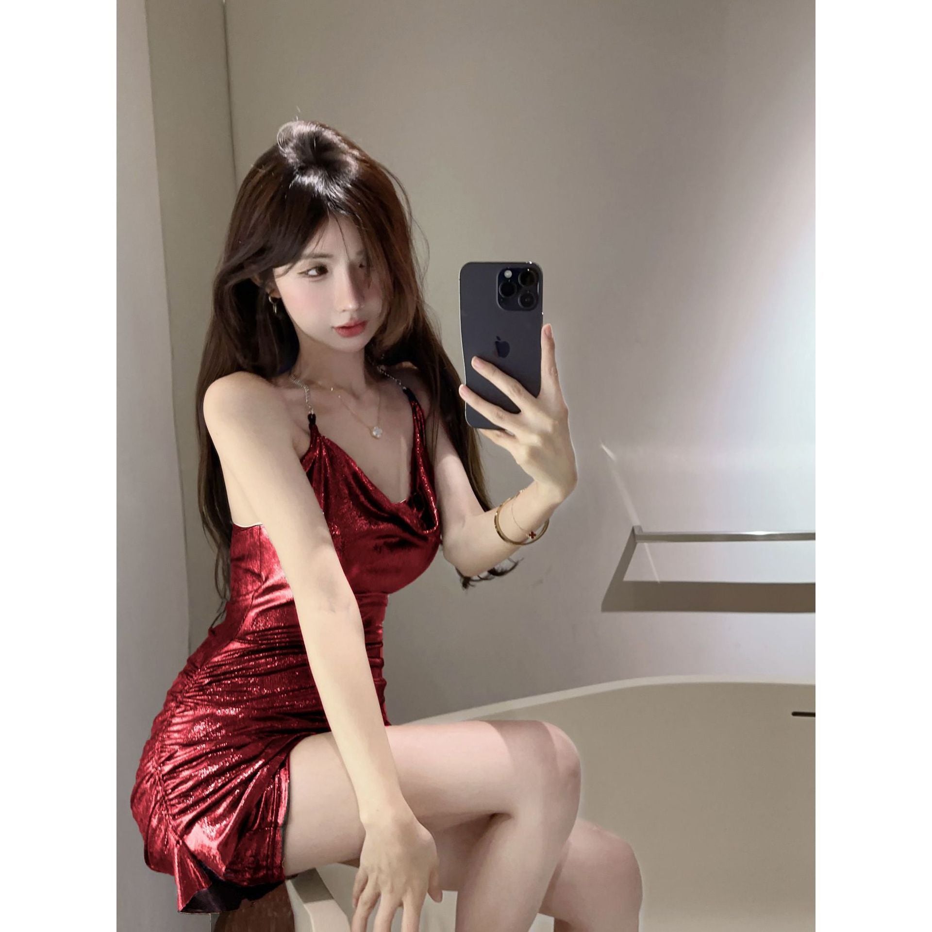 Nightclub Sexy dress Bar Didi Internet Celebrity Hip Skirt Waist Pleated Hot Girl Halter Backless Skirt