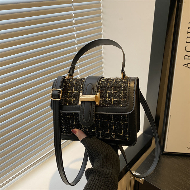 Chanel Style Woven Bag 2024 New Style Small Square Bag Winter Women's All-match Niche Crossbody Handbag Elegant Women